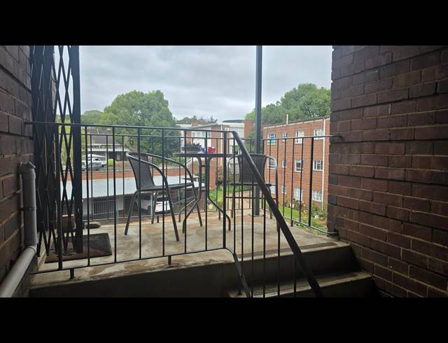 2 BEDROOM APARTMENT FOR SALE IN CLARENDON
